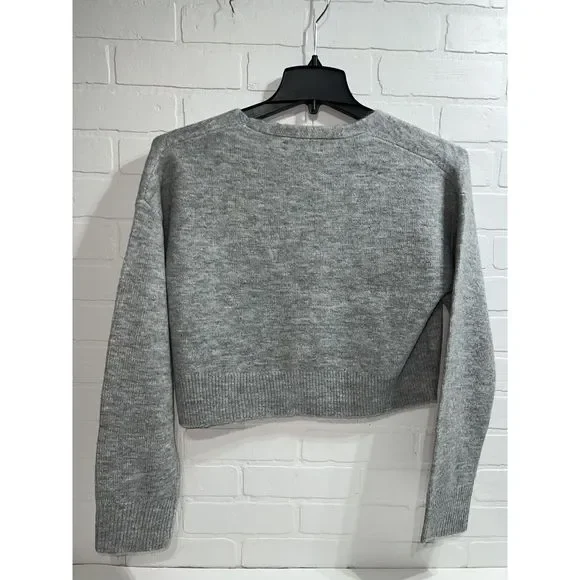 NEW! Oak + Fort Size Small Super Cute Must Have CROPPED CARDIGAN Light Gray $58 - Picture 4 of 8
